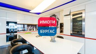 Тристаен Продажби, Бургас (4)